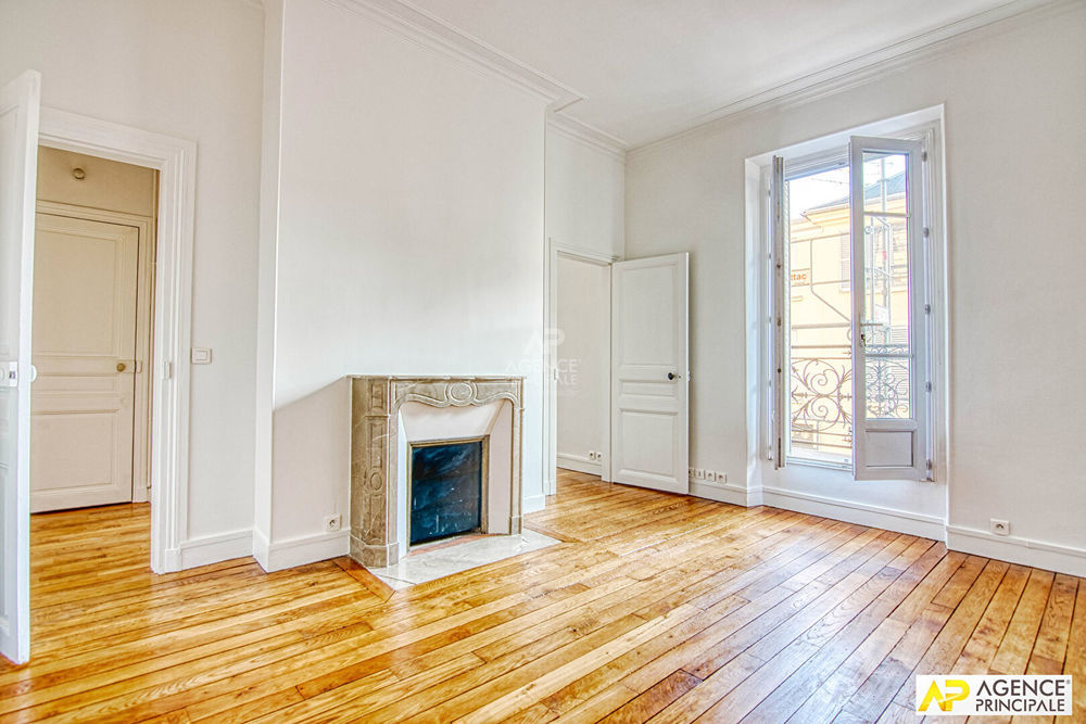 � vendre  Appartement Versailles (78000)
