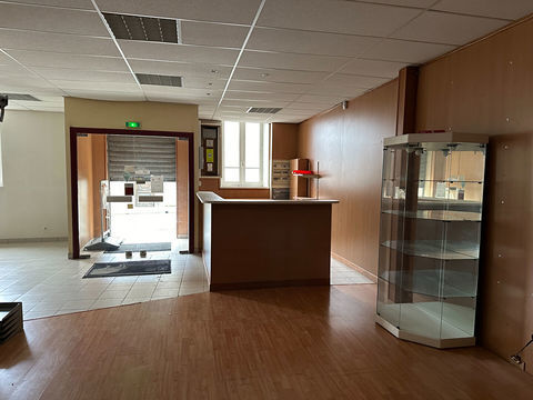 Local commercial Mazamet 327 m2 1735 81200 Mazamet