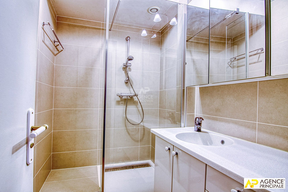 � vendre  Appartement Versailles (78000)