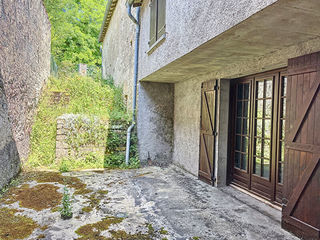  Maison � vendre 9 pi�ces 325 m�