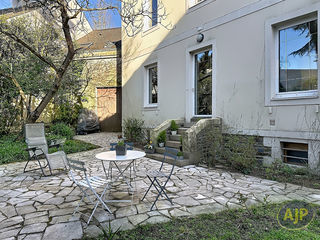  Maison � vendre 10 pi�ces 225 m�