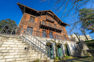  Maison � vendre 15 + pi�ces 675 m�