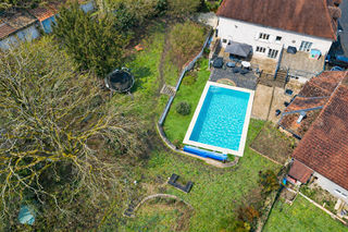  Maison � vendre 10 pi�ces 349 m�