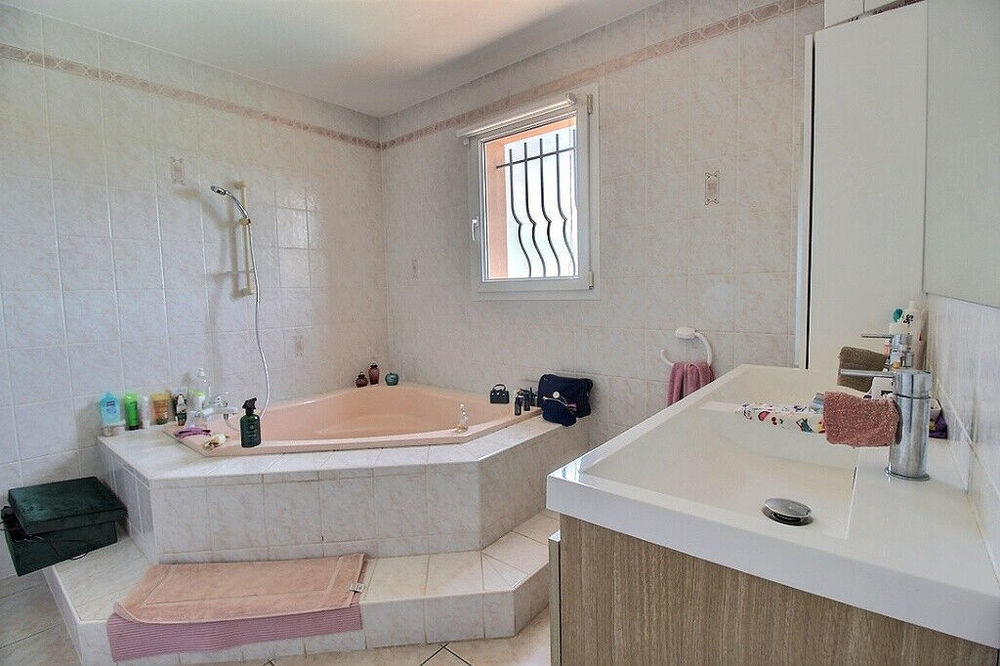 � vendre  Maison Roquebrune-sur-Argens (83520)