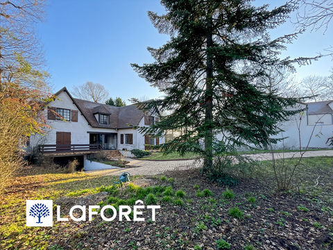   VENTE d'une maison T7 (174 m�) � VILLIERS SUR ORGE Maison - 7 pi�ce(s) - 174 m�