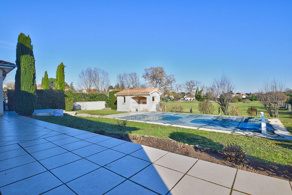 � vendre  Maison Dommartin (69380)