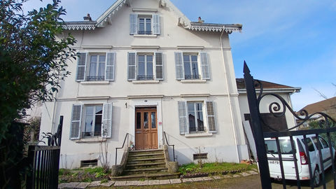   Maison Maitre � r�nover Villa - 10 pi�ce(s) - 192 m�