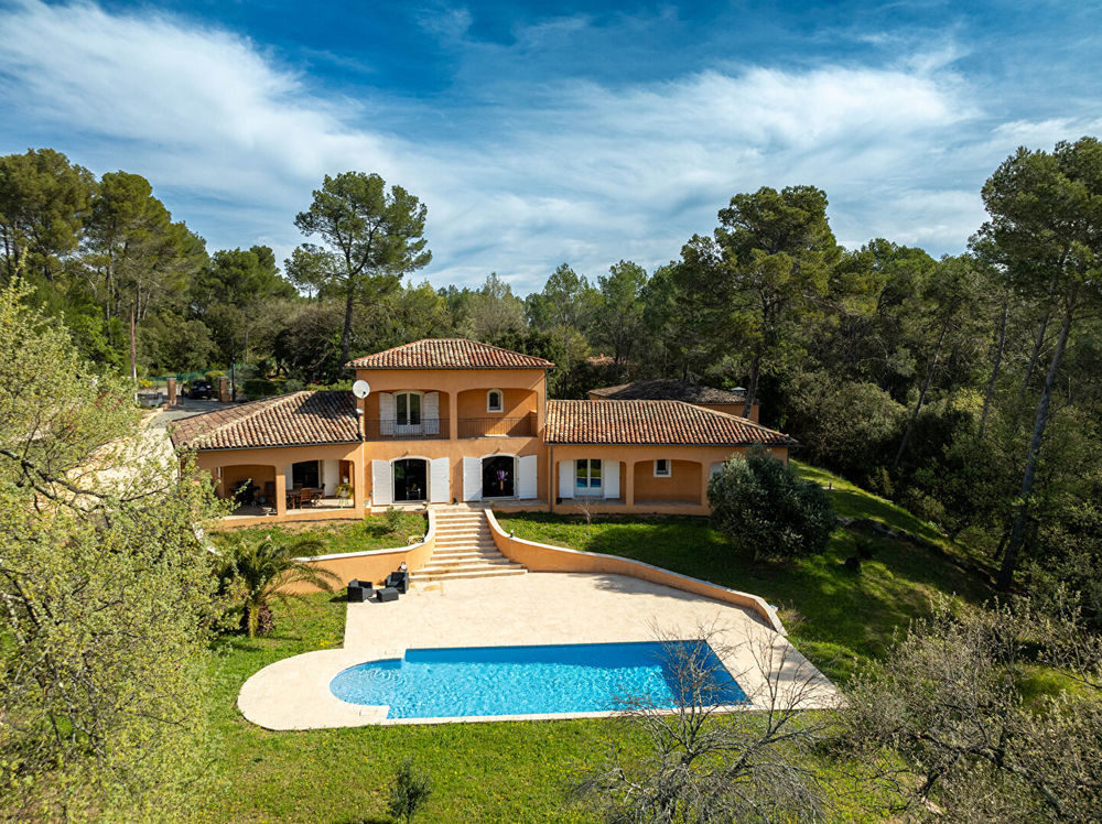 � vendre  Maison Le Cannet-des-Maures (83340)