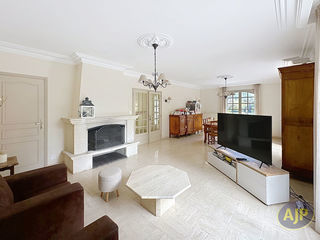  Maison � vendre 8 pi�ces 262 m�