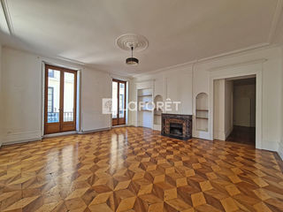  Appartement � vendre 5 pi�ces 211 m�