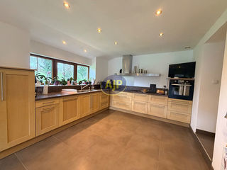  Maison � vendre 8 pi�ces 209 m�