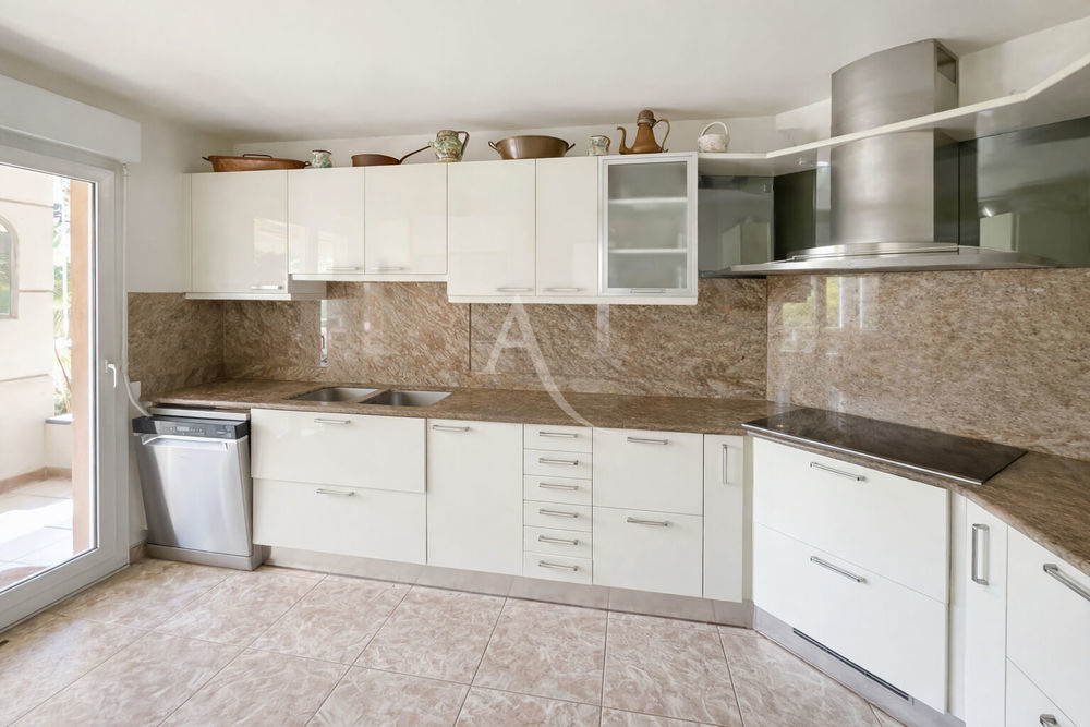 � vendre  Appartement Cannes (06400)