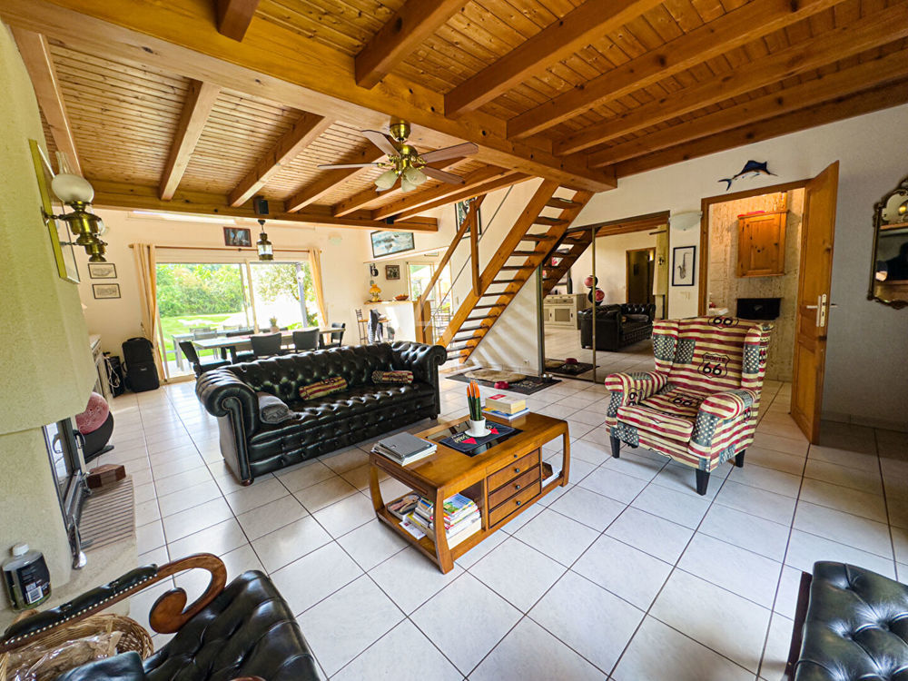 � vendre  Maison Le Fenouiller (85800)