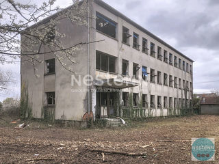  Immeuble � vendre 3 pi�ces 765 m�