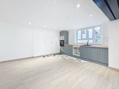   Maison r�nov�e � vendre de 5 pi�ce(s) � Boissy le Ch�tel Maison - 4 pi�ce(s) - 150 m�