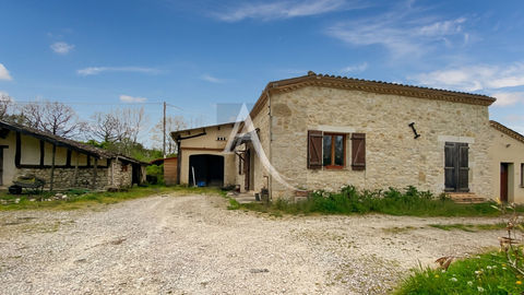   Maison  et d�pendances .. Maison - 5 pi�ce(s) - 130 m�