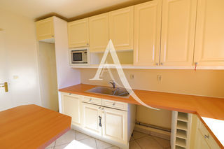  Appartement � louer 4 pi�ces 82 m�