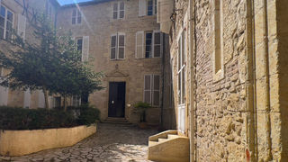  Immeuble � vendre 1100 m�