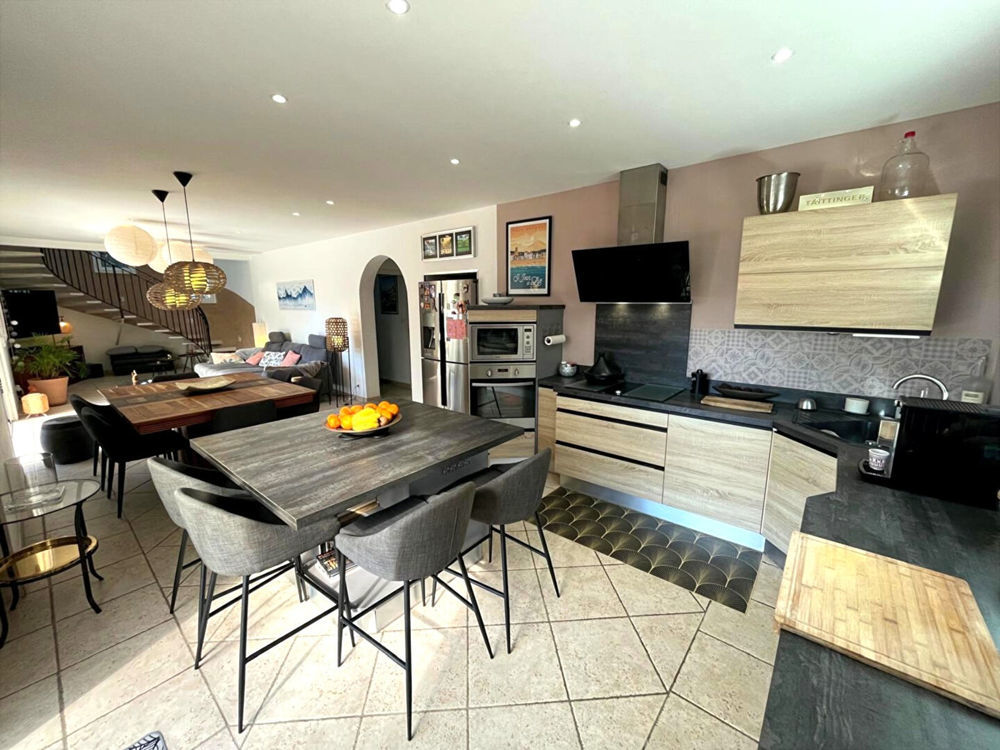 � vendre  Maison Six-Fours-les-Plages (83140)