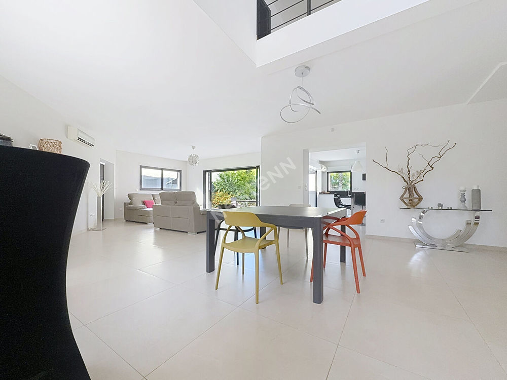 � vendre  Maison Six-Fours-les-Plages (83140)