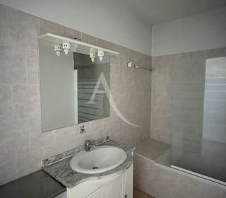  Appartement � vendre 3 pi�ces 55 m�