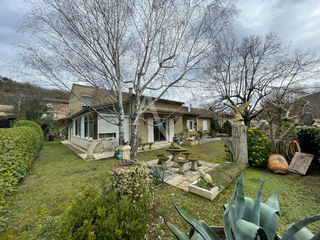  Maison � vendre 5 pi�ces 213 m�