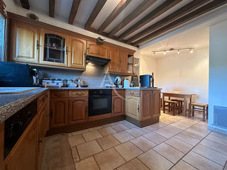  Immeuble � vendre 170 m�