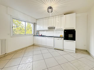  Appartement � louer 5 pi�ces 98 m�