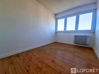  Appartement � vendre 5 pi�ces 84 m�