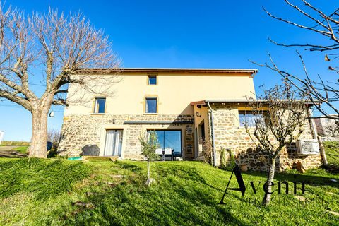   Ancienne ferme r�nov�e  238 m� sur 1500 m� de terrain - Vue & calme Maison - 7 pi�ce(s) - 238 m�