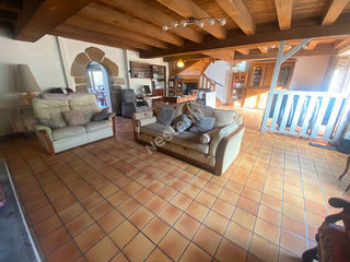  Maison � vendre 6 pi�ces 200 m�