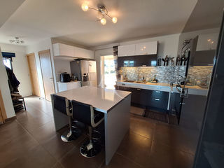  Maison � vendre 5 pi�ces 250 m�