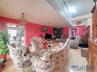  Maison � vendre 9 pi�ces 230 m�