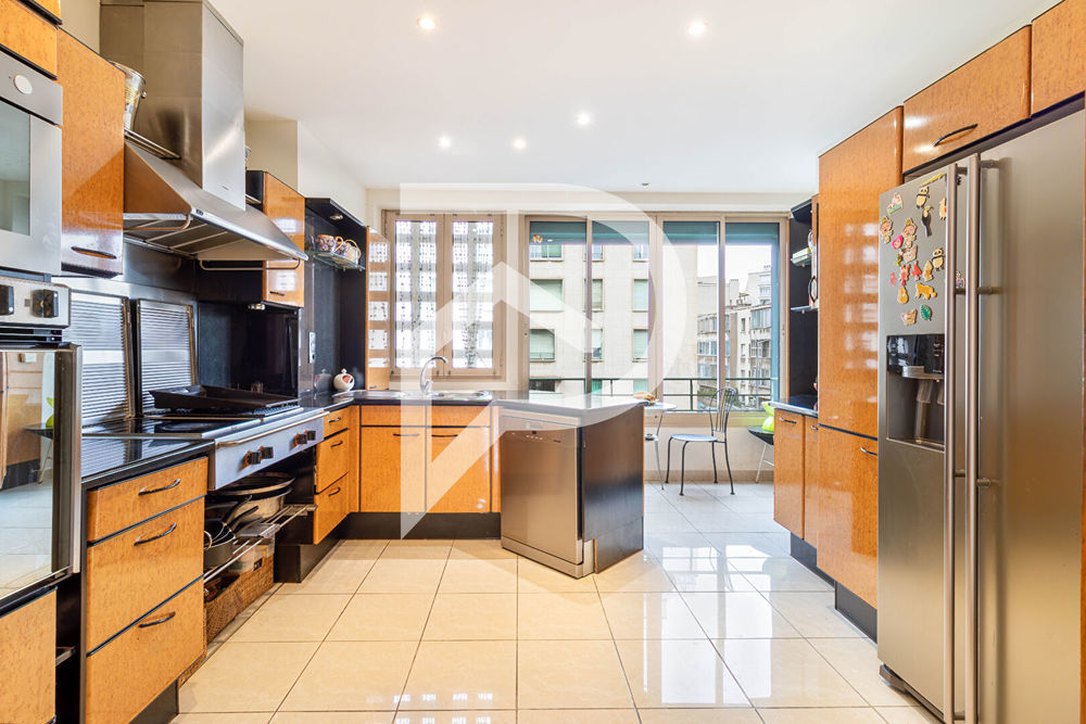 � vendre  Appartement Marseille 2