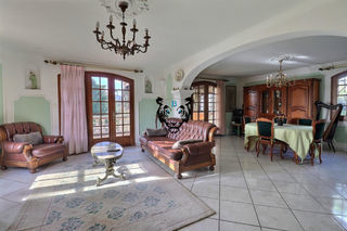  Maison � vendre 8 pi�ces 251 m�