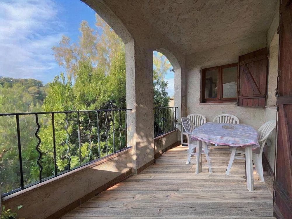 � vendre  Maison Cagnes-sur-Mer (06800)