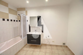  Appartement � louer 4 pi�ces 82 m�