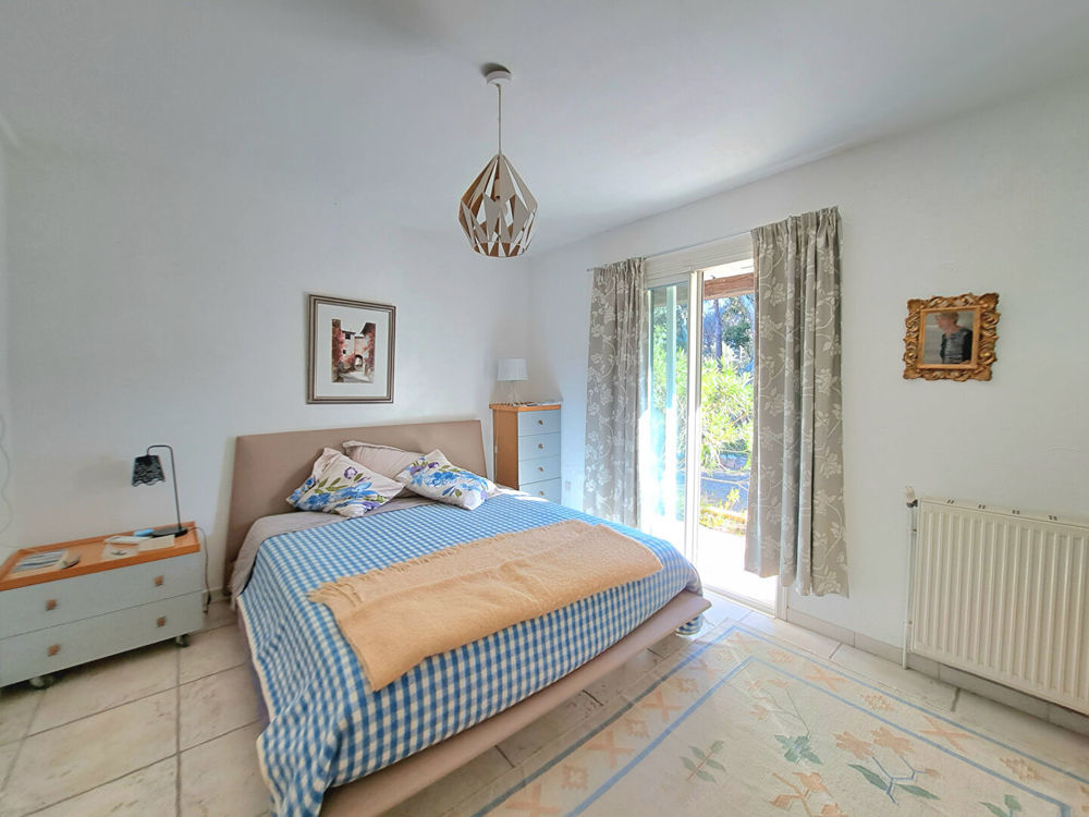 � vendre  Maison Saint-Rapha�l (83700)