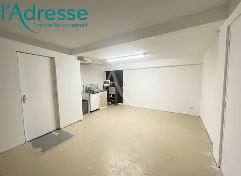 Local commercial Noisy Le Grand 151 m2 310000 93160 Noisy le grand