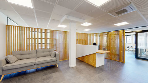 Bureaux am&eacute;nag&eacute;s de 140m&sup2; environ, terrasse, garage et 5 places de parkings 2900 64200 Biarritz