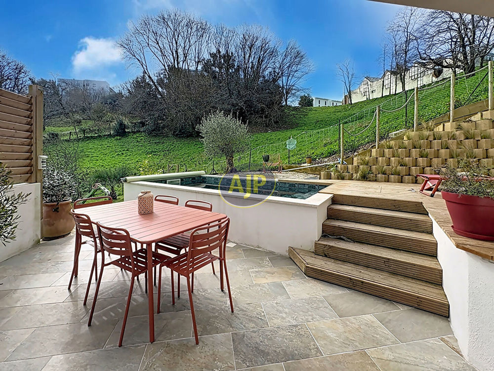 � vendre  Maison Bayonne (64100)