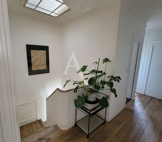  Appartement � vendre 7 pi�ces 205 m�