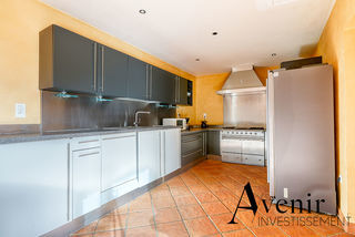  Maison � vendre 9 pi�ces 204 m�