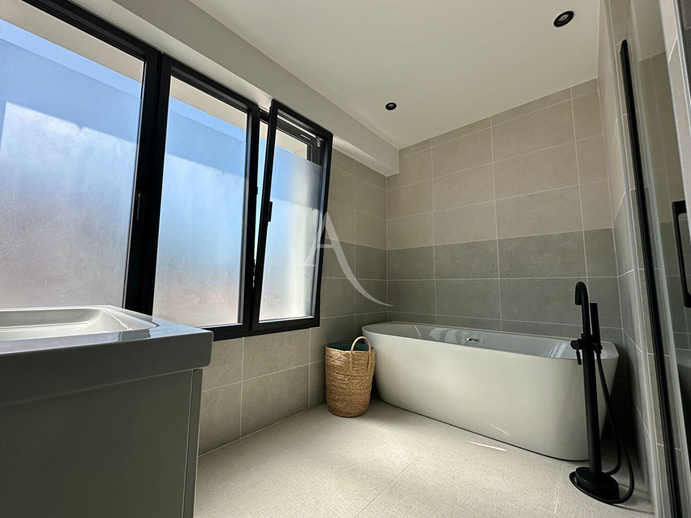 � vendre  Maison Saint-Gilles-Croix-de-Vie (85800)