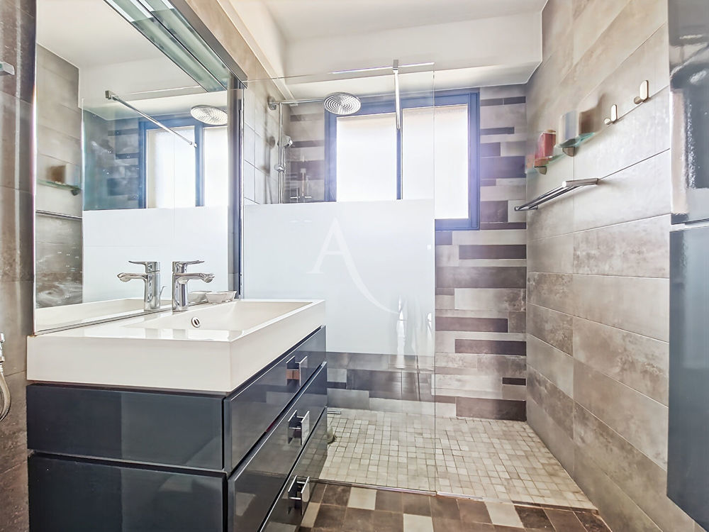 � vendre  Appartement Cannes (06400)