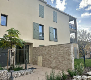  Appartement � vendre 4 pi�ces 98 m�