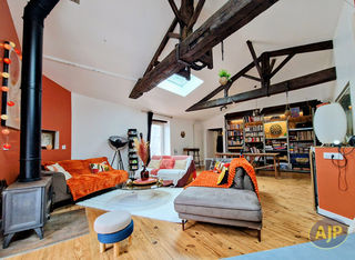  Maison � vendre 9 pi�ces 235 m�