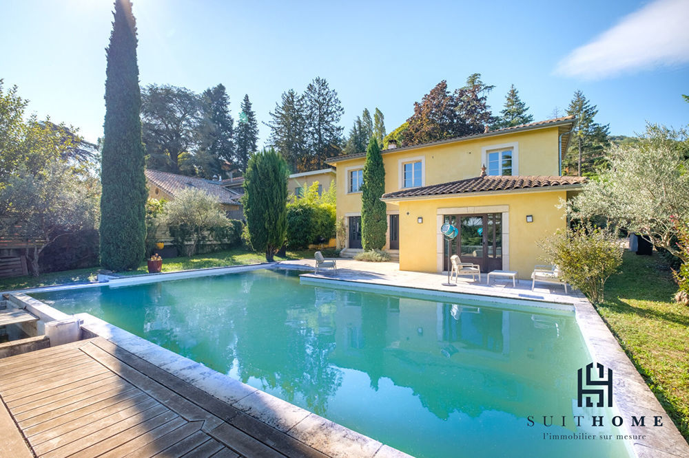 � vendre  Maison Saint-Romain-au-Mont-d'Or (69270)