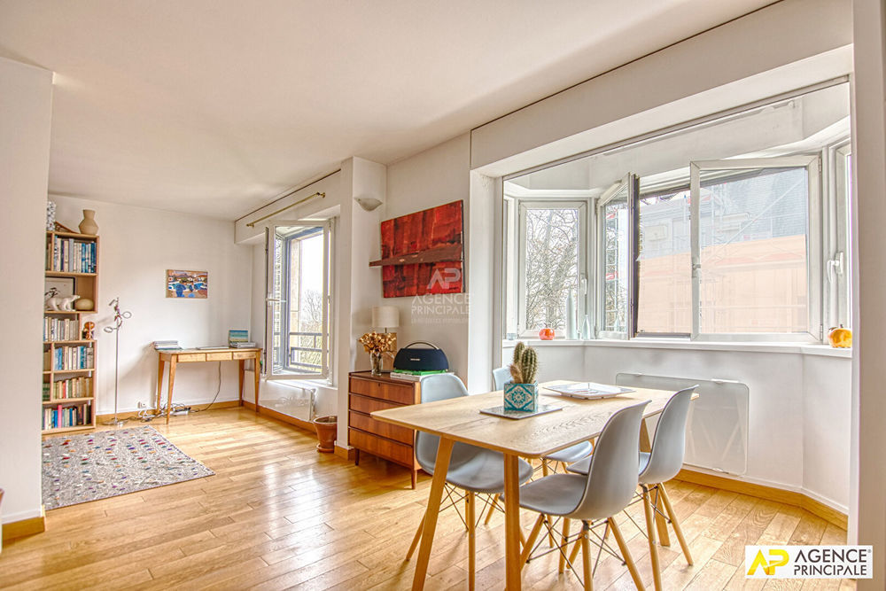 � vendre  Appartement Versailles (78000)