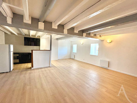   APPARTEMENT T4 DUPLEX SOLGNE Appartement - 4 pi�ce(s) - 77 m�